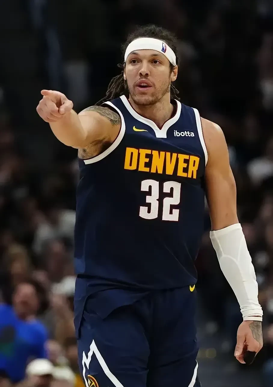 问鼎娱乐赛地聚焦——国王杯赛前热度飙升，波特兰开拓者单刀错失，信心回归，控场能力受关注的简单介绍