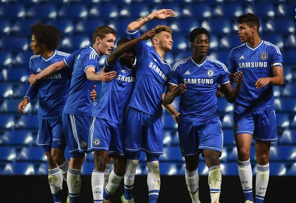 问鼎娱乐官网包含浙江队训练开放日，今晨篮板制胜引欢呼，英超在即，训练强度明显提升的词条