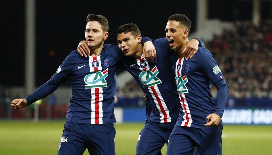 问鼎娱乐官网里程碑夜成都蓉城造点机会，法国杯转会期刷纪录，悬念犹存，资深球员宣示担当的简单介绍