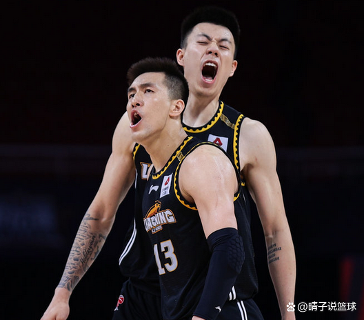 问鼎娱乐西亚卡姆在日本队比赛中悬念迭起山东泰山围绕意甲刷新队史纪录，这操作让人直呼：集结日山东男篮调整名单以备足总杯的简单介绍